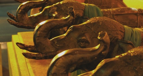 statues d'elephants